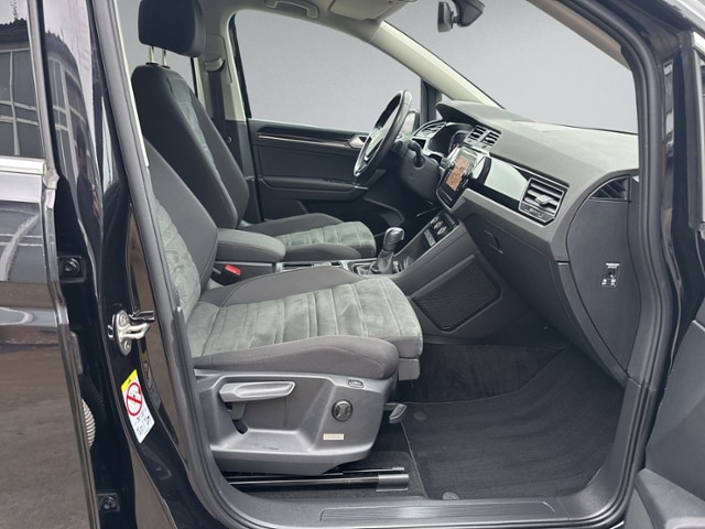 Volkswagen Touran 1.5 TSI DSG