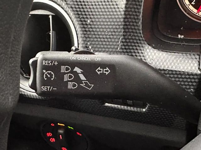 Volkswagen up! Sitzheizung*Rückfahrkamera*Tempomat*Regensensor