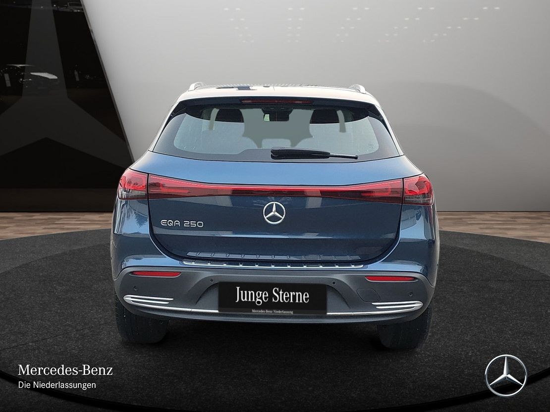 Mercedes-Benz EQA 250