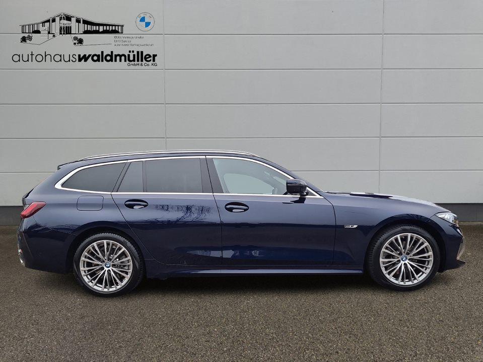 BMW 330 330e Touring xDrive