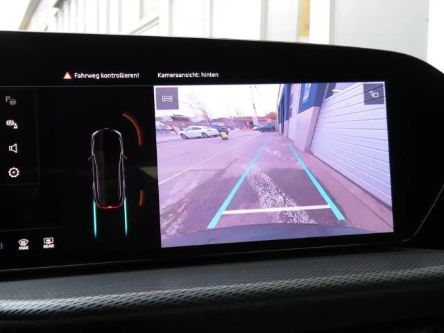 Audi Q5 Quattro S-Line Sportback