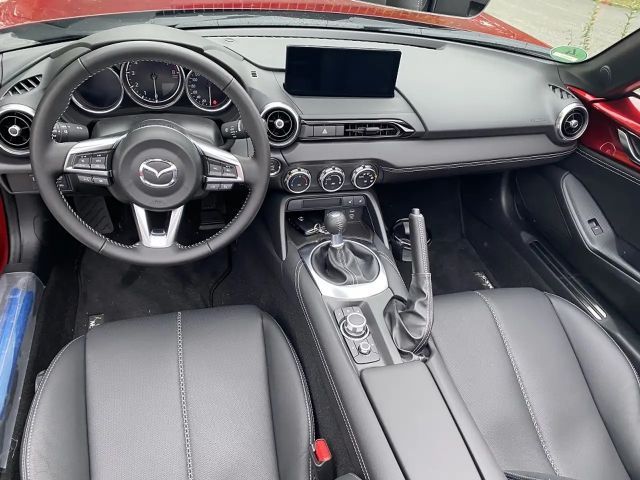 Mazda MX-5 SkyActiv