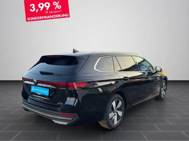 Volkswagen Passat 1.5 eTSI Business DSG Variant