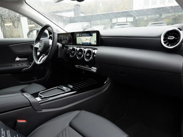 Mercedes-Benz A 180 Progressive