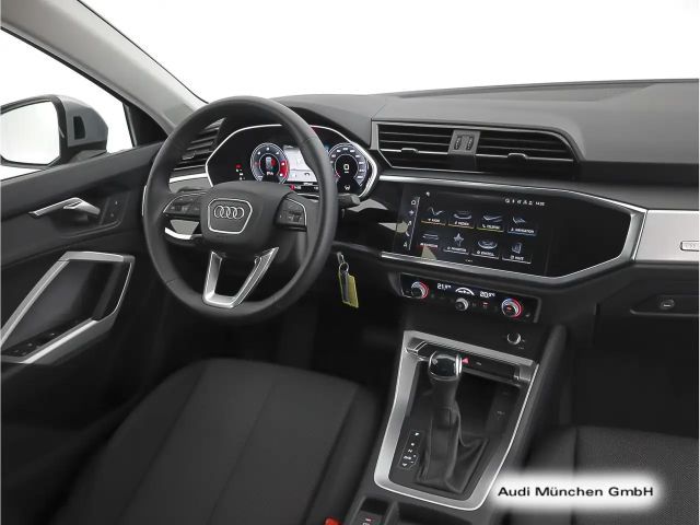 Audi Q3 35 TDI S-Tronic