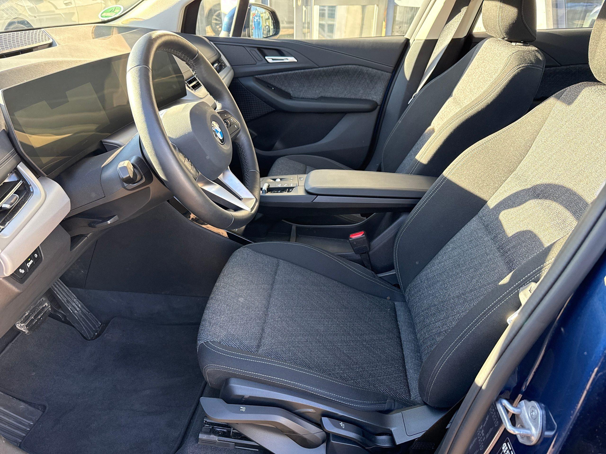 BMW 220 220i Active Tourer