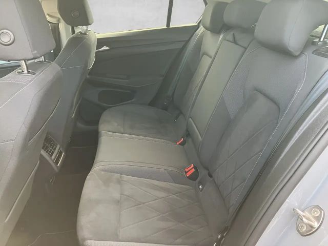 Volkswagen Golf DSG Style