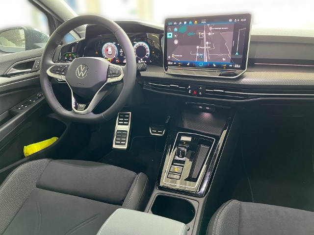 Volkswagen Golf 1.5 eTSI DSG