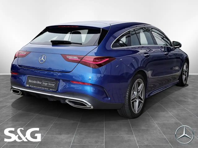 Mercedes-Benz CLA 200 AMG Line