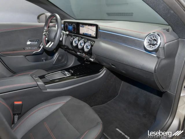 Mercedes-Benz CLA 200 AMG Line Shooting Brake