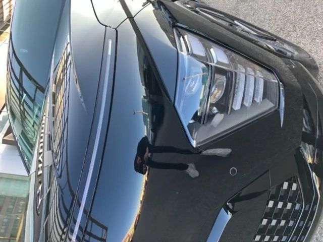 Hyundai Kona 64 kWh Electric