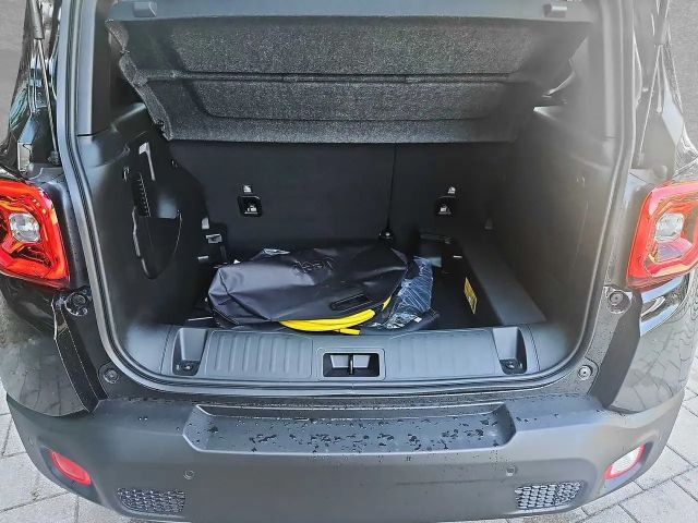 Jeep Renegade 4xe Hybrid Summit