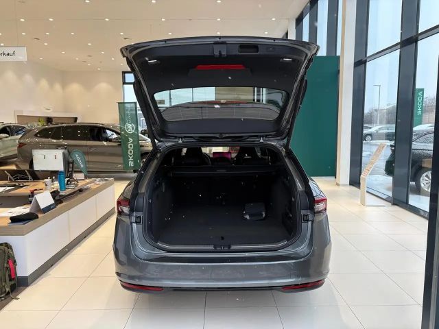 Skoda Superb Sportline iV