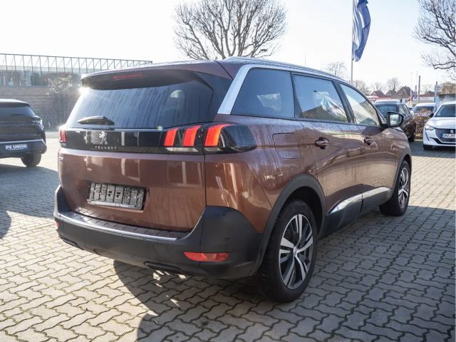 Peugeot 5008 Allure Pack Hybrid