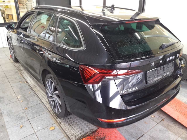 Skoda Octavia 2.0 TDI Combi Tour
