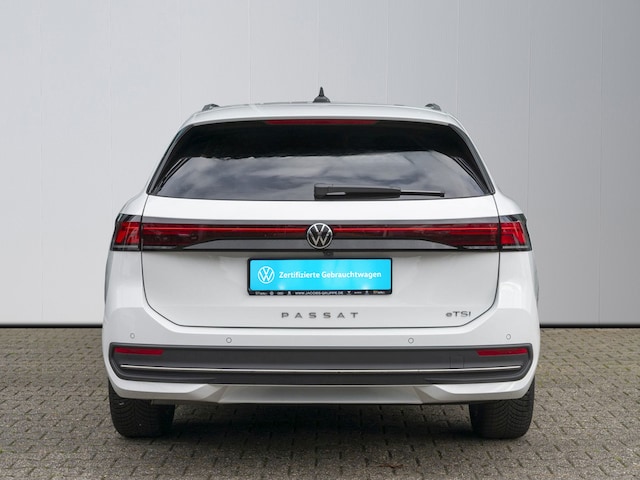 Volkswagen Passat 1.5 eTSI Business Variant