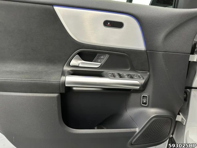 Mercedes-Benz GLA 200 AMG Line