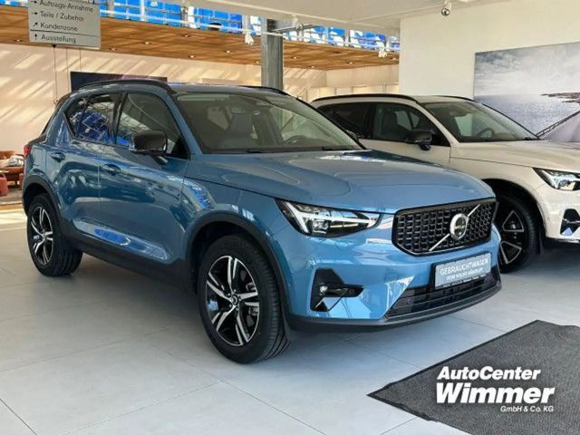 Volvo XC40 Business Dark Plus