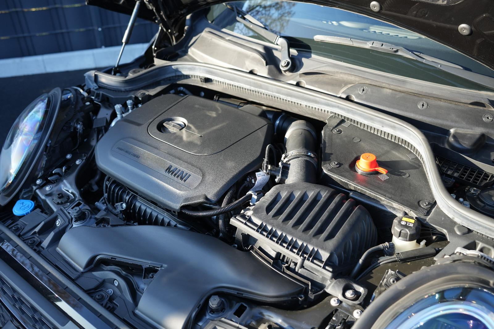 MINI Cooper John Cooper Works