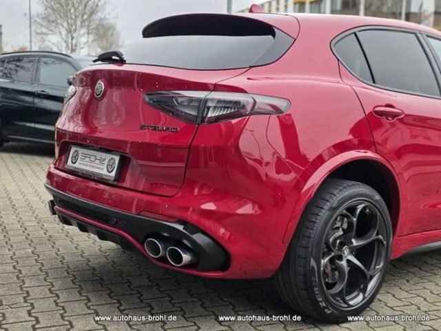 Alfa Romeo Stelvio Q4 Quadrifoglio