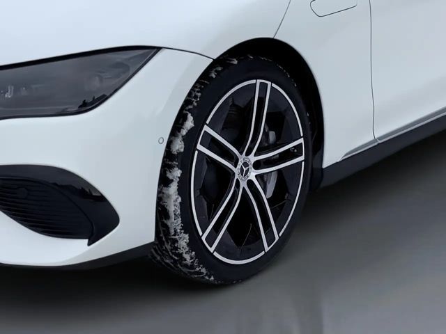 Mercedes-Benz EQE 300 Sedan