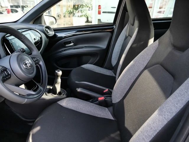 Toyota Aygo X 1.0 VVT-i Hatchback Play