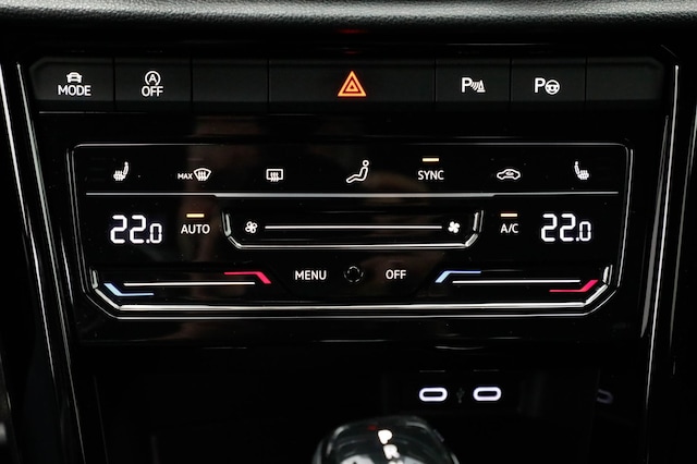 Volkswagen T-Roc 1.5 TSI DSG R-Line