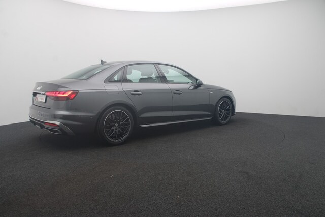 Audi A4 40 TDI S-Line S-Tronic Sedan