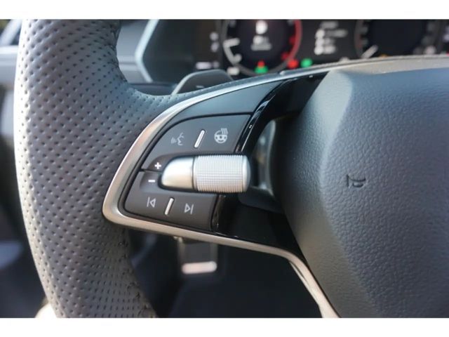 Skoda Octavia 1.5 TSI Combi Sportline