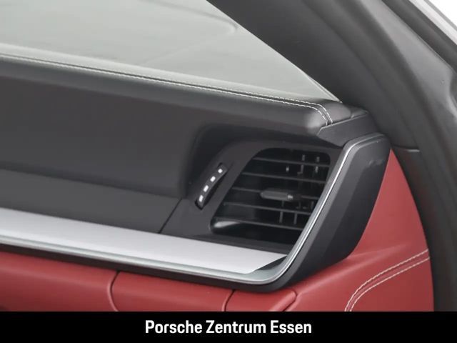 Porsche 992 4 Cabrio Carrera