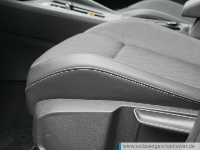 Volkswagen Golf 2.0 TDI DSG Golf VIII