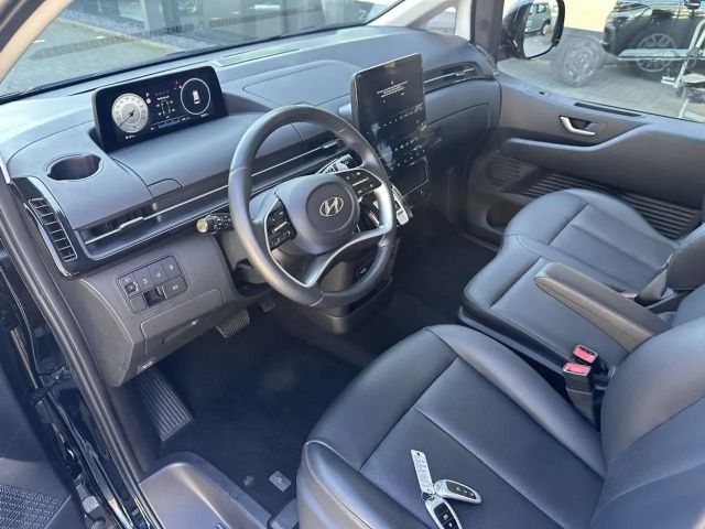 Hyundai Staria Trend