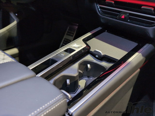 Volkswagen Passat DSG R-Line Style