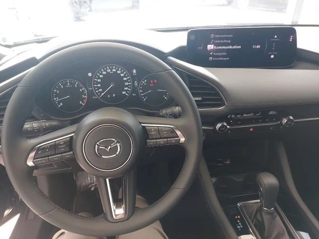 Mazda 3 Exclusive-line