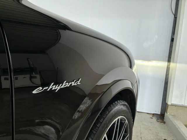 Porsche Cayenne Coupé E-Hybrid