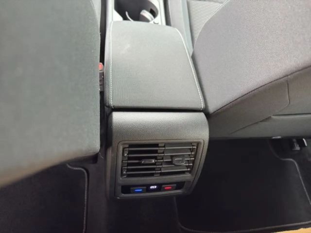 Volkswagen Golf 1.0 TSI Golf VIII