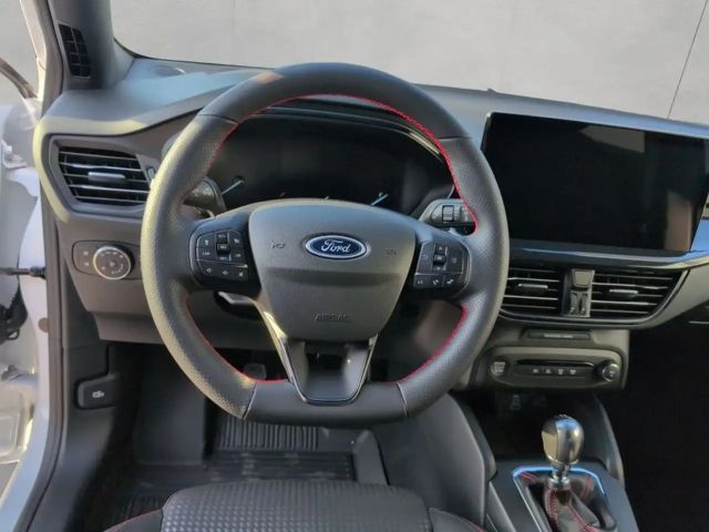 Ford Focus EcoBoost ST Line Wagon