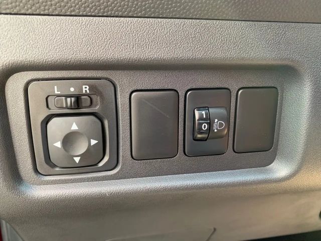 Mitsubishi Space Star Star