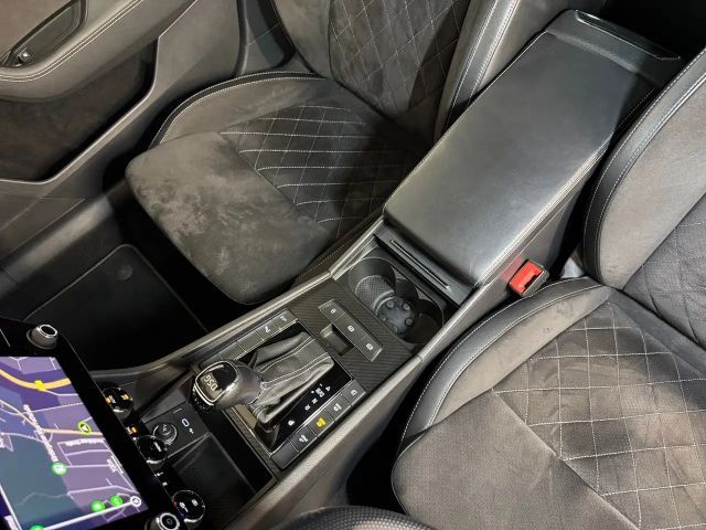 Skoda Superb Sportline iV