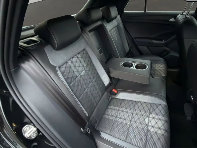 Volkswagen T-Roc 1.5 TSI DSG R-Line
