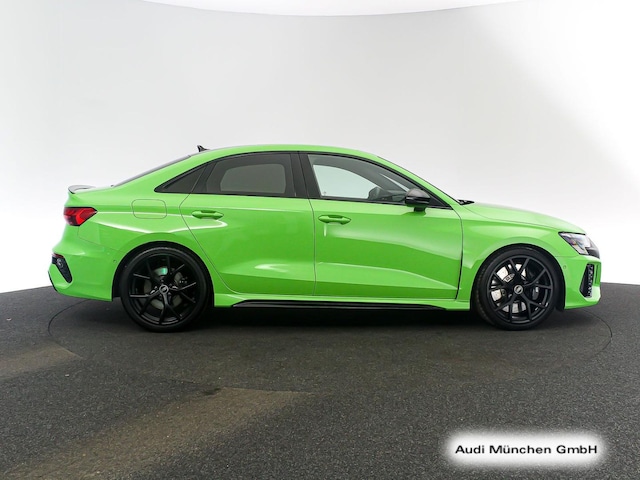 Audi RS3 Quattro S-Tronic Sedan