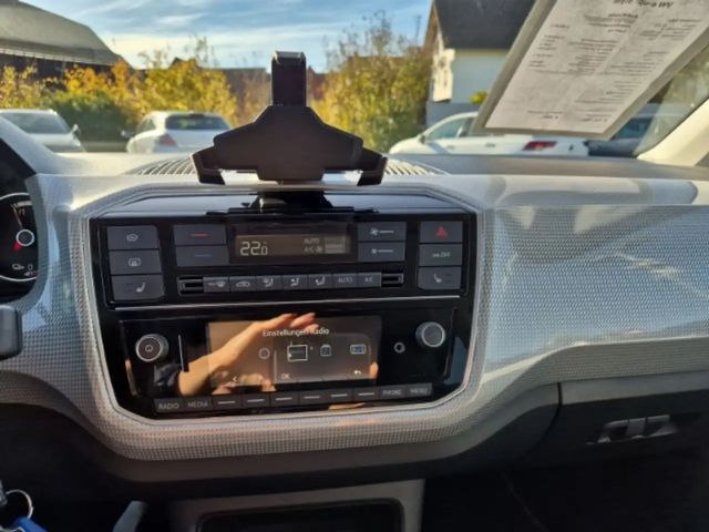 Volkswagen e-up! Style