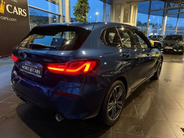 BMW 120 120i Sedan Sport Line