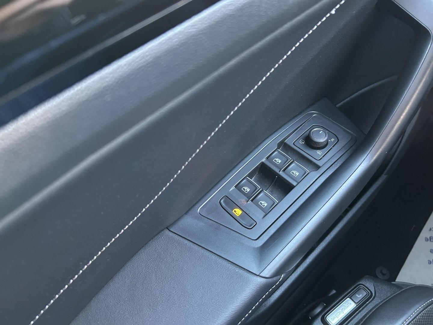 Volkswagen T-Roc 2.0 TSI DSG R-Line