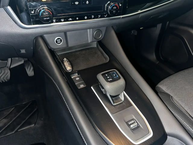 Nissan Qashqai DIG-T N-Connecta