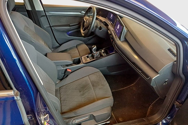 Volkswagen Golf 1.5 TSI Golf VIII Style Variant