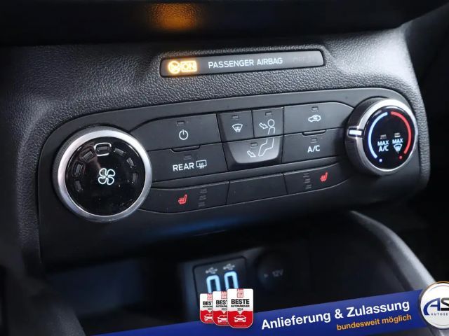 Ford Focus Cool & Connect Wagon