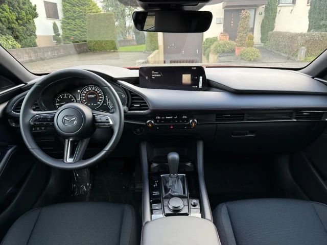 Mazda 3 Homura SkyActiv e-Skyactiv