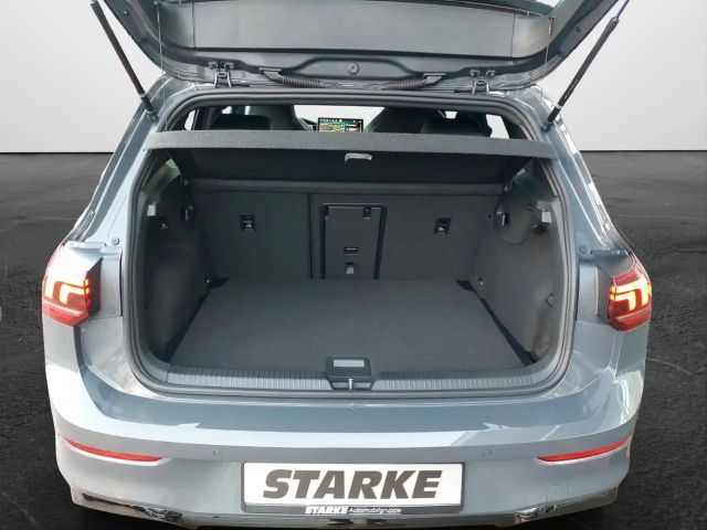 Volkswagen Golf 1.5 eTSI DSG R-Line