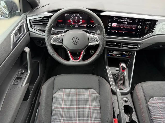 Volkswagen Polo 2.0 TSI DSG GTI